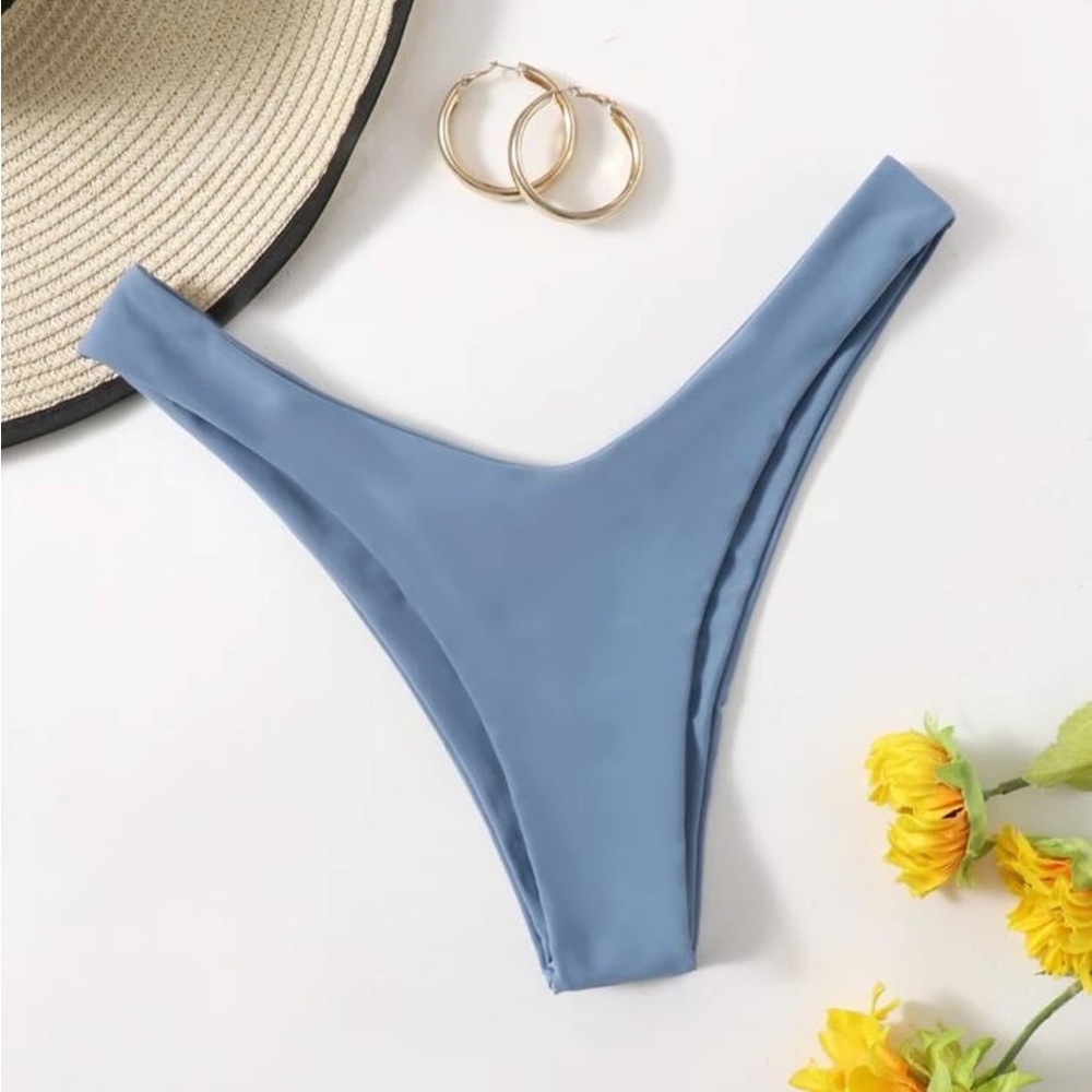 🍒 buy 1 get 1 free 🍒 NEW - Shein High Cut Bikini Bottom